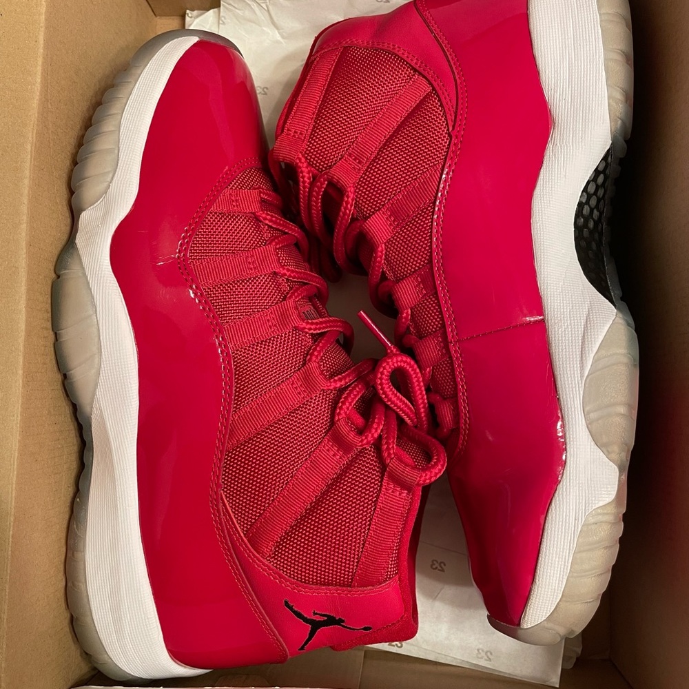 Nike Air Jordan Retro 11 Win Like 96
